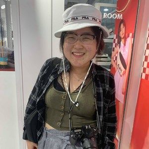 Meet your Posher, Mabel